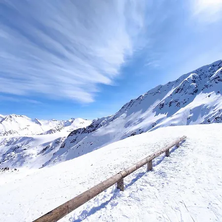 Aspen Mountain Retreat At Aspen Golf & Apartment